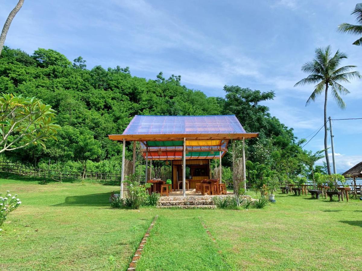 Beach Camp Lombok Секотонг Экстерьер фото